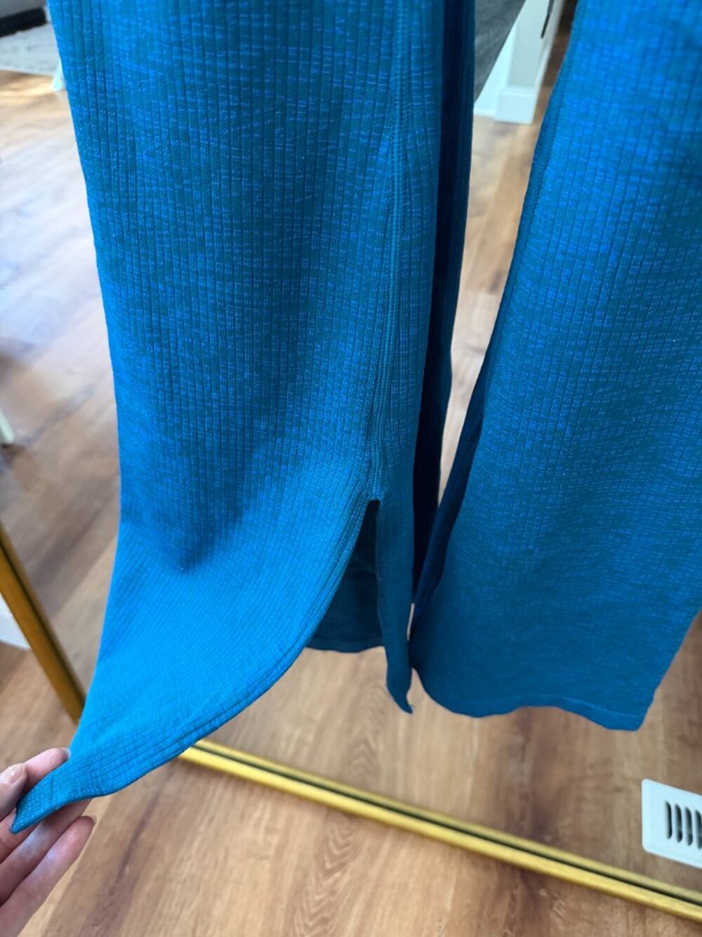 JoyLab Target Teal 2-Piece Flare Leg Matching Set | Estimated M - Picture 6 of 6